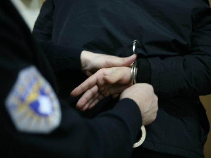 Arrestohet një i person i kërkuar për 18 vjedhje në Malishevë